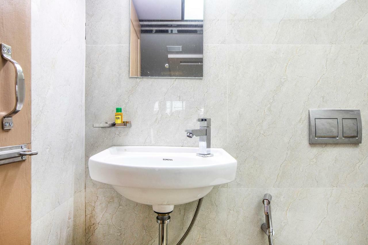FabExpress Silver Lake Mumbai Eksteriør bilde